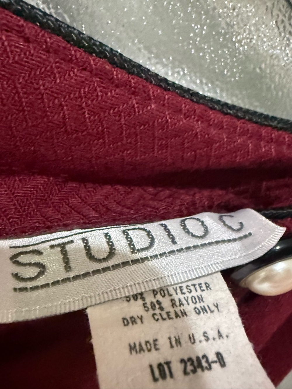 Studio C Women's Burgundy Maroon Cropped Blazer Jacket and Skirt Suit Set - Picture 6 of 9